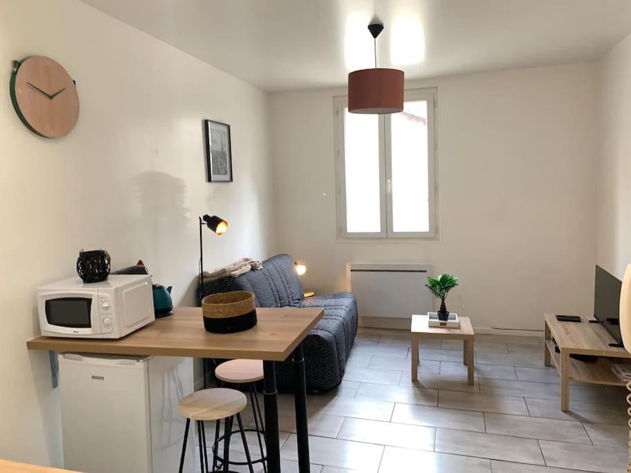 Jolie Studio En Centre Ville Châteauroux Dış mekan fotoğraf